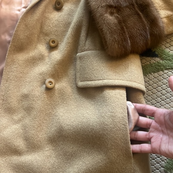 Vintage Penny Lane Fur Coat - Picture 8 of 9